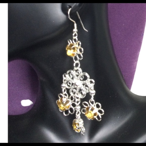 Zad silver dangling earrings with topaz stones - Picture 6 of 7
